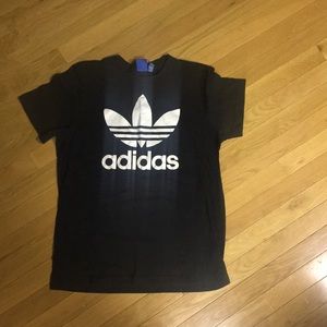 Black under armor shirt